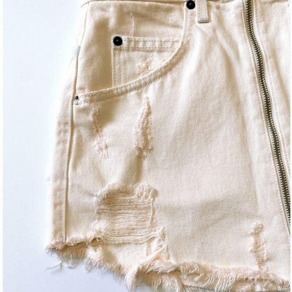 Carmar Avery Beatrice Zip Front Denim Skirt Sz 27 - Picture 10 of 14